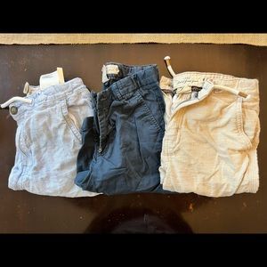 3 x pairs of boys H&M shorts. Very versatile and stylish shorts. Size 8-9.